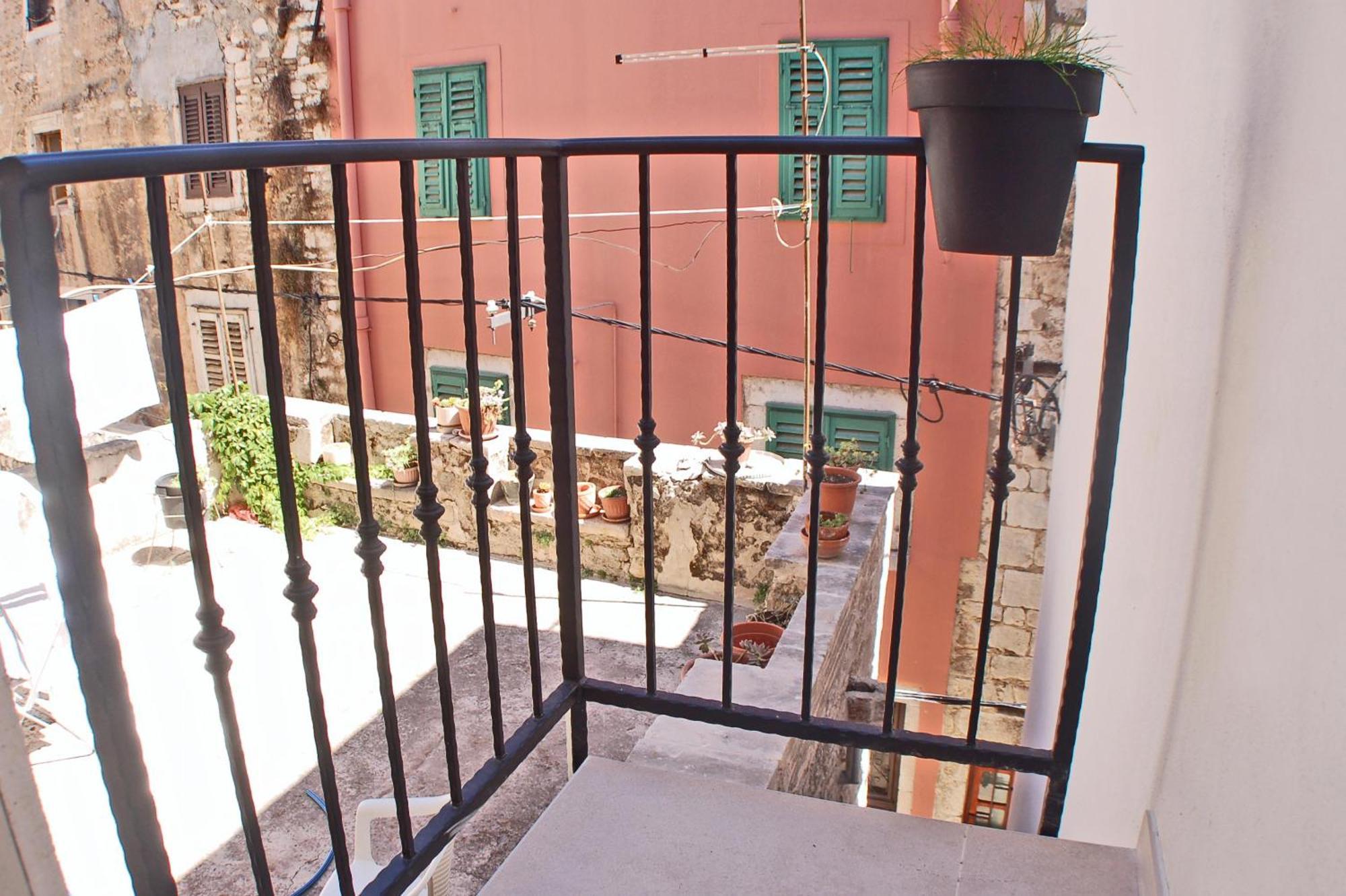 Duma Apartments Sibenik Luaran gambar